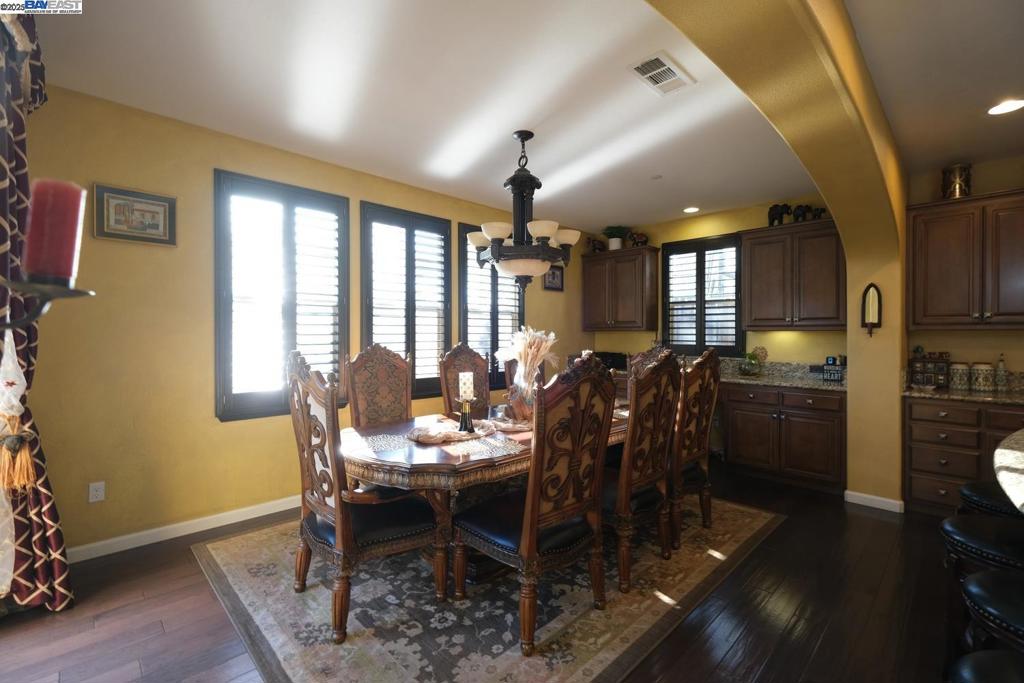 GALE RANCH - Residential