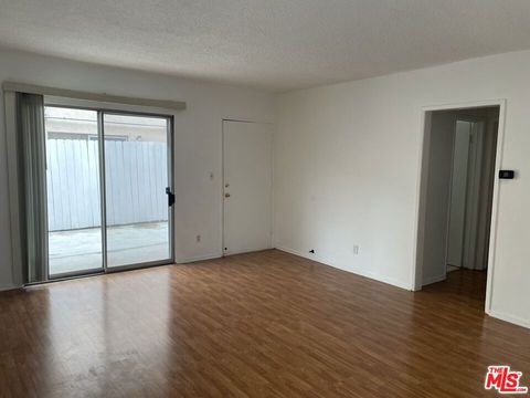Photo of 3749 Veteran Avenue #1, Los Angeles, CA 90034 (MLS # 26761751)