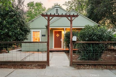 Photo of 1421 Hobart Street, Chico, CA 95926 (MLS # SN26065361)