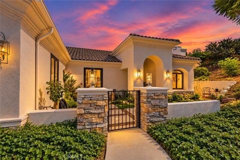 Photo of 2278 Lindsey Court, Fallbrook, CA 92028 (MLS # SW26209788)