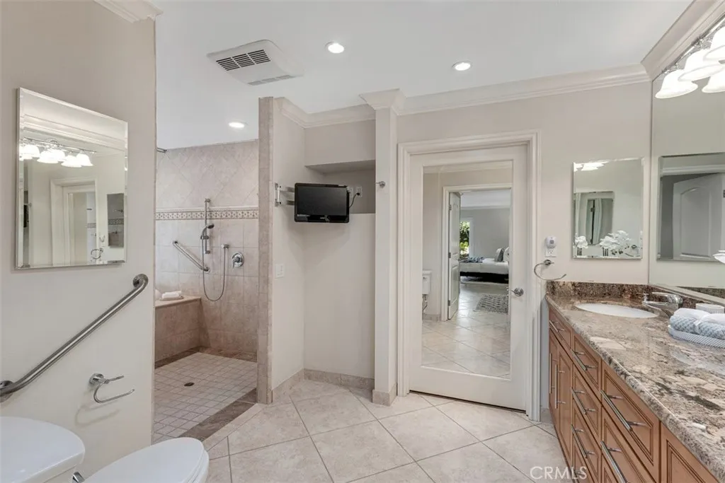 Laguna Niguel, California 92677, United States, 3 Bedrooms Bedrooms, ,3 BathroomsBathrooms,Residential,Active,226161