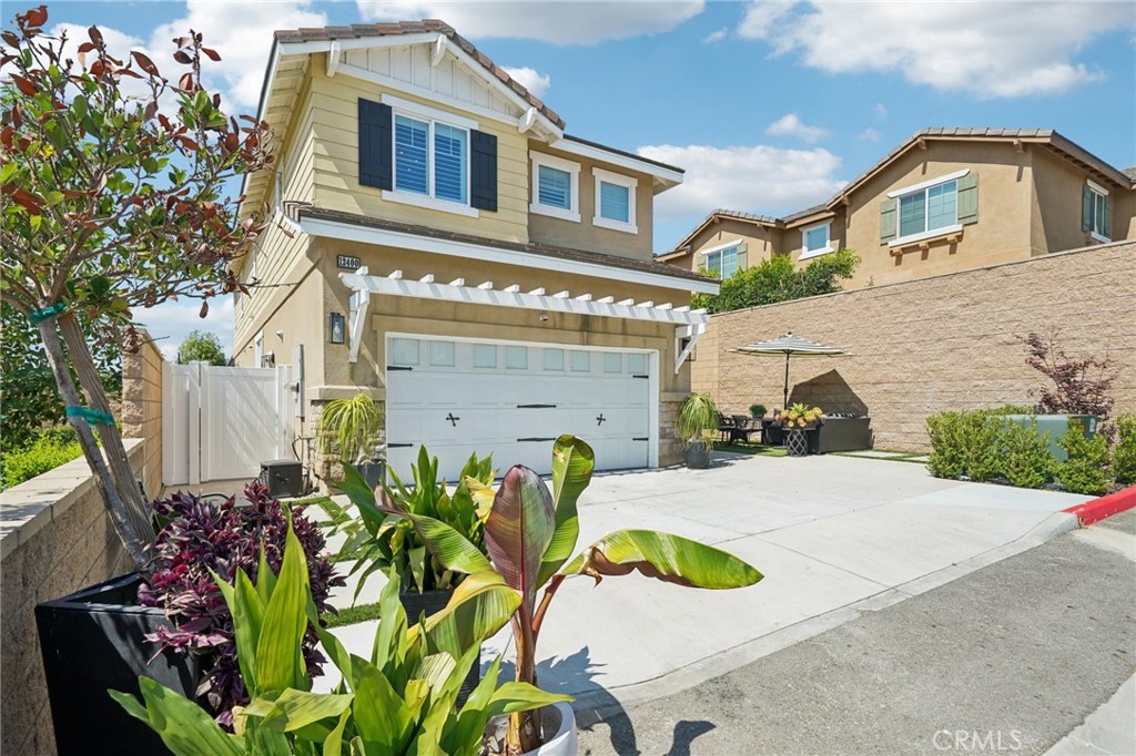 12400 Sarah Court