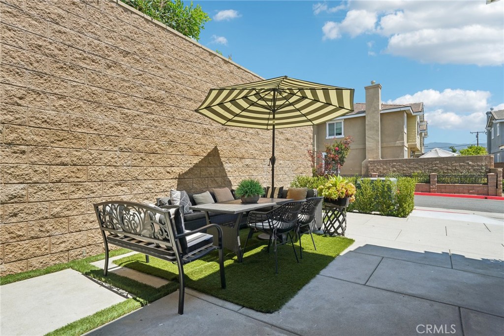 12400 Sarah Court