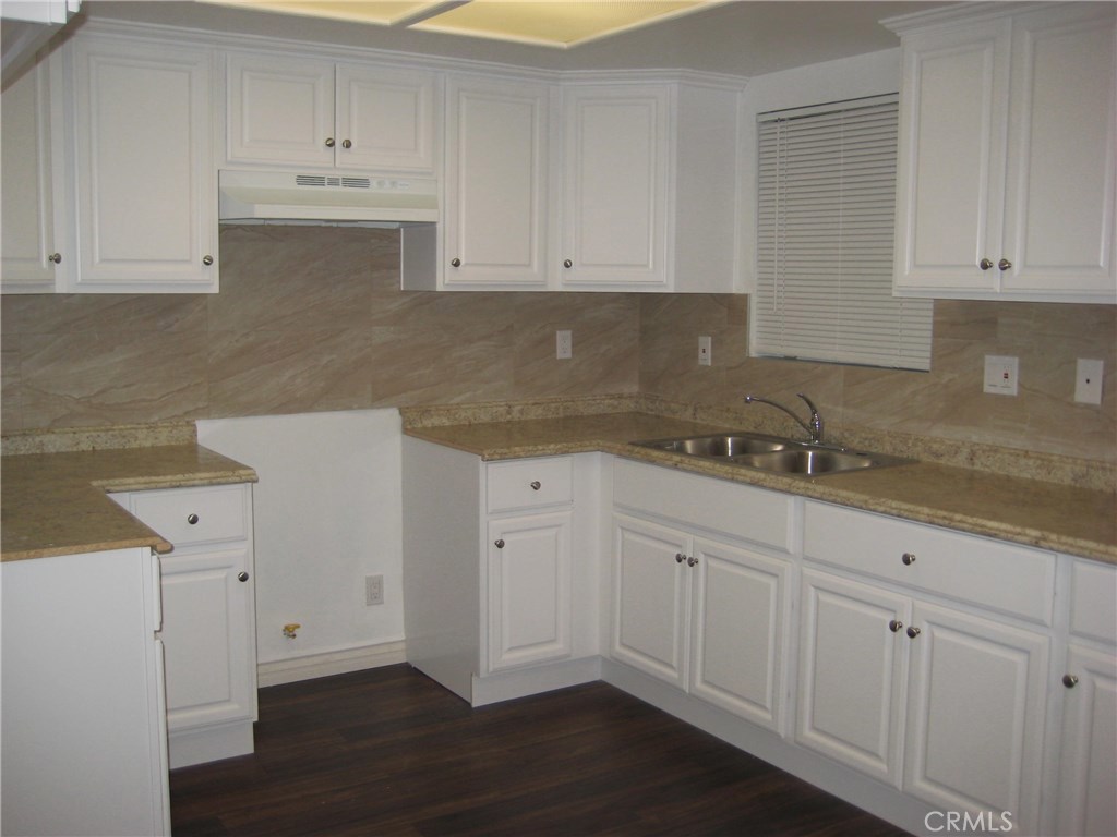 4312 Manhattan Beach Boulevard C