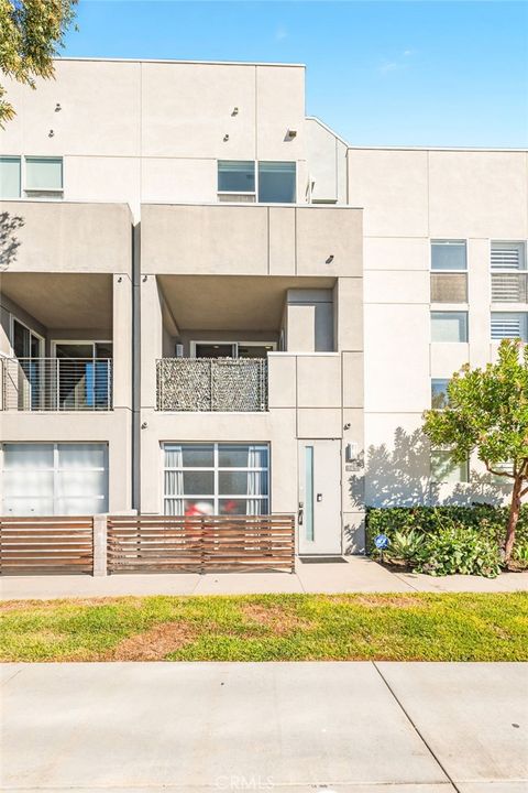 Photo of 143 Mercer, Costa Mesa, CA 92627 (MLS # NP25274811)