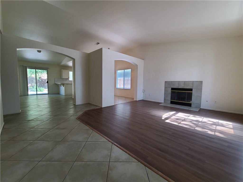 1204 Sycamore Court