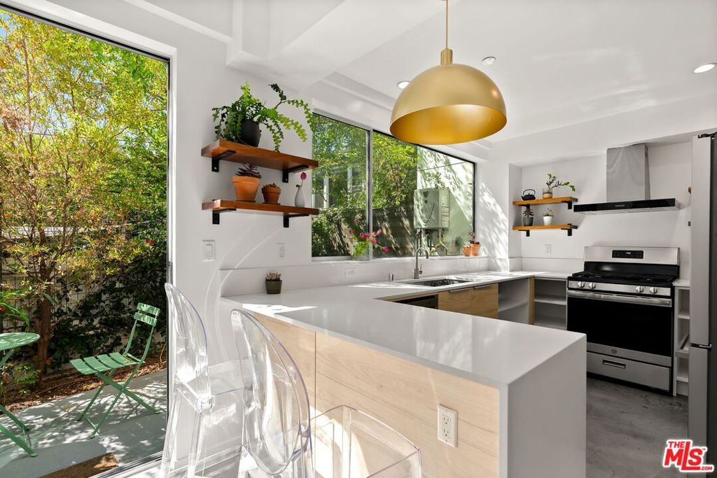 Photo of 1244 14th Street #C, Santa Monica, CA 90404 (MLS # 25577605)