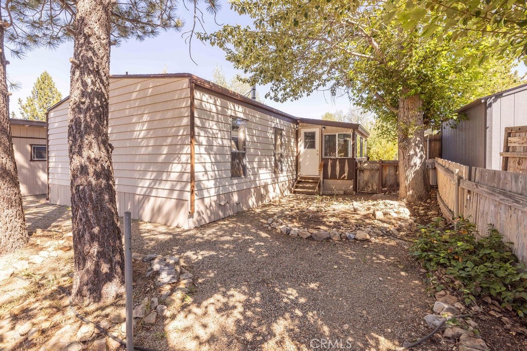 391 Montclair 3