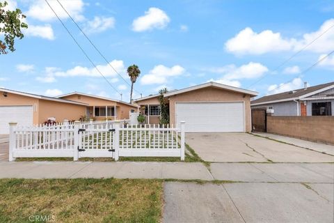 Photo of 15222 Osage AVE, Lawndale, CA 90260 (MLS # SB26110977)