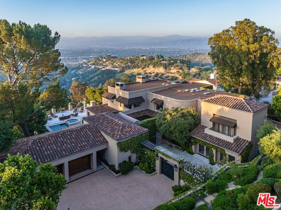 14701 Mulholland Drive