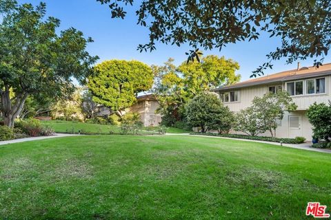 Tiny photo for 11901 W Sunset Boulevard #206, Los Angeles, CA 90049 (MLS # 25626537)