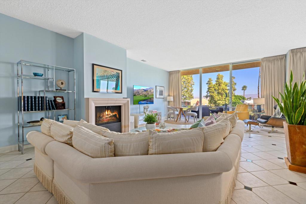 73586 Malabata Drive