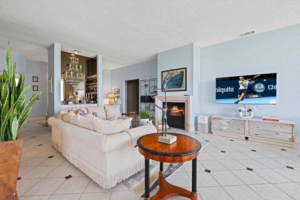 73586 Malabata Drive