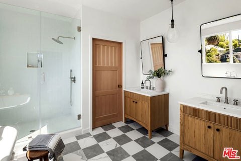 Tiny photo for 1622 Donaldson Street, Los Angeles, CA 90026 (MLS # 26872363)