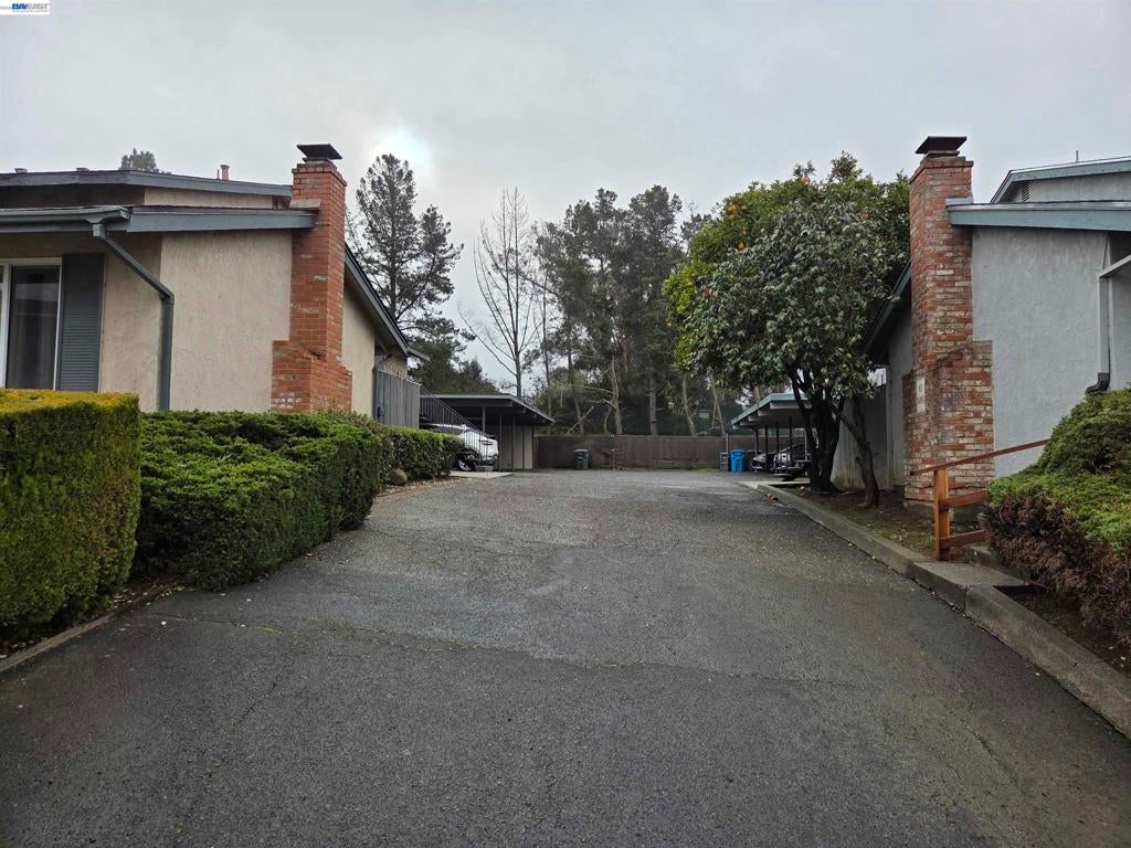 709 Pope Dr