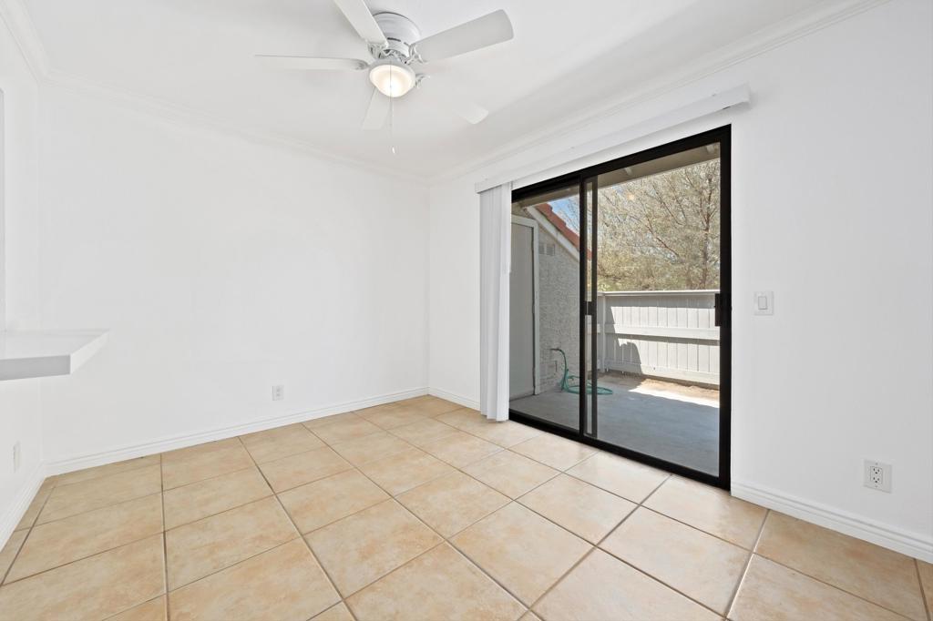 Palm Lakes - Residential