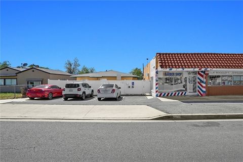 Photo of 963 Beaumont Ave, Beaumont, CA 92223 (MLS # CV26076634)