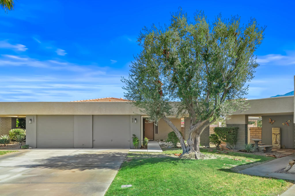 1499 Sunflower Circle N