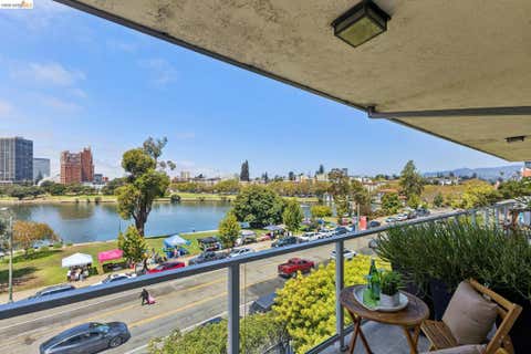 Photo of 2316 Lakeshore Ave Ave #8, Oakland, CA 94606 (MLS # 41144427)