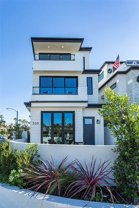 328 3rd, Huntington Beach, CA 92648 - MLS#: CV25280759