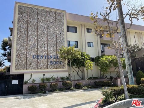Photo of 5000 S Centinela Avenue #236, Los Angeles, CA 90066 (MLS # 25626417)