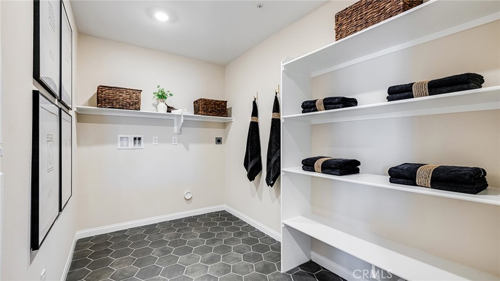 Skyborne (34020) - Residential