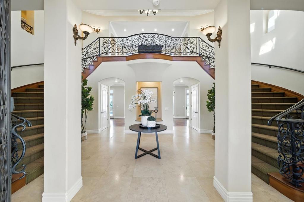 44989 Vista Del Sol