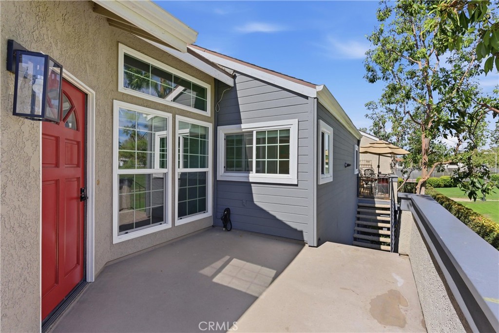 24389 Avenida De Los Ninos 54