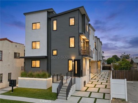 5075 Pickford Los Angeles CA 90019