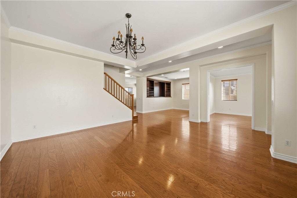 40949 Knoll Drive