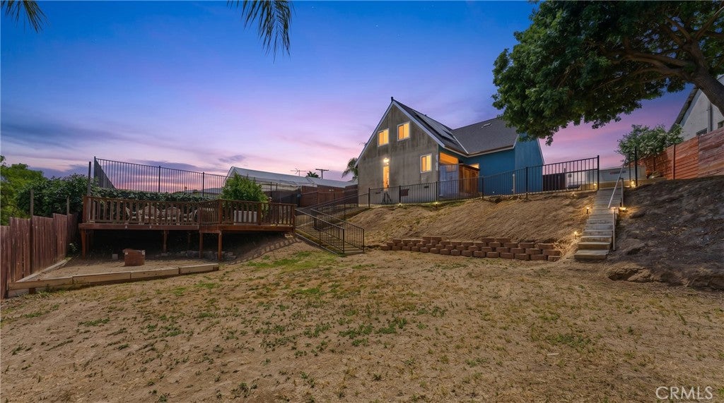 1437 W I St, Wilmington CA 90744