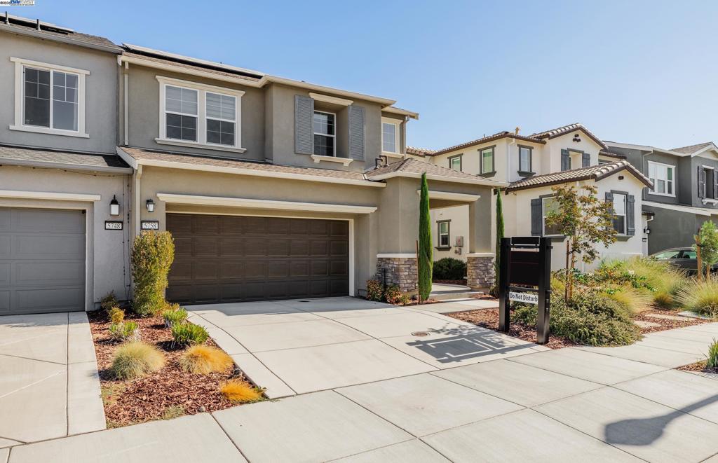 CENTRAL TRACY - Residential