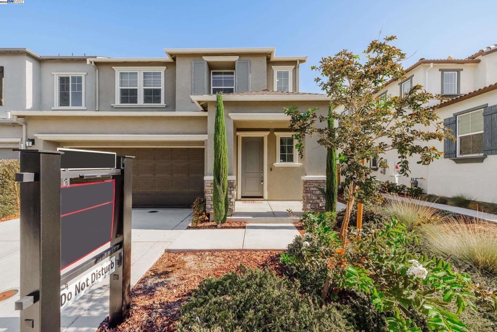 CENTRAL TRACY - Residential