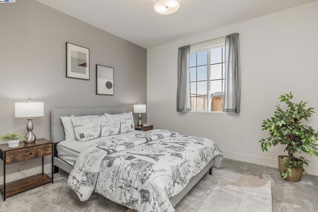 CENTRAL TRACY - Residential