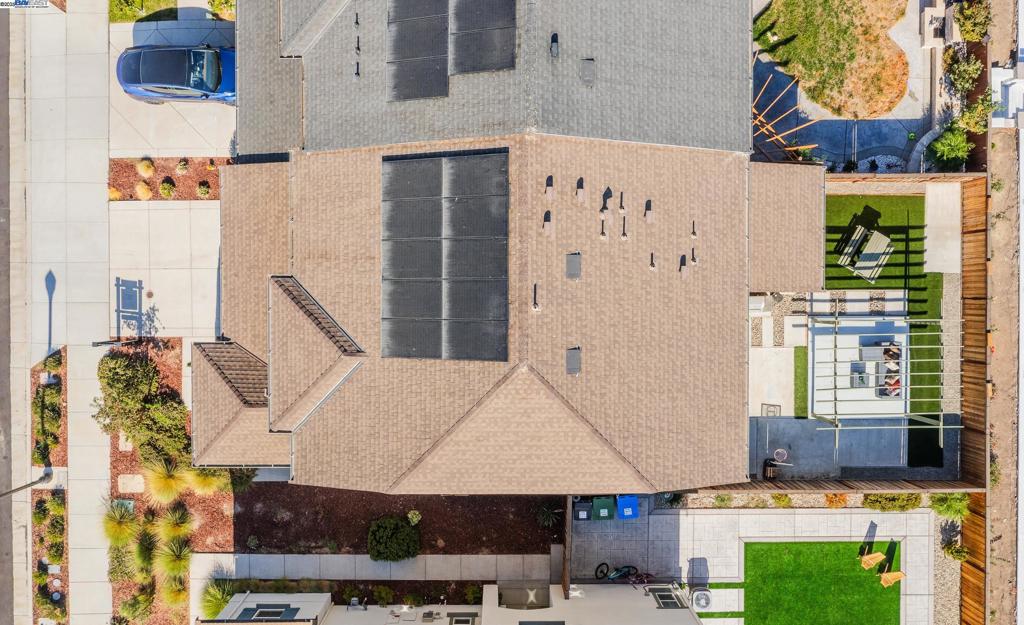 CENTRAL TRACY - Residential