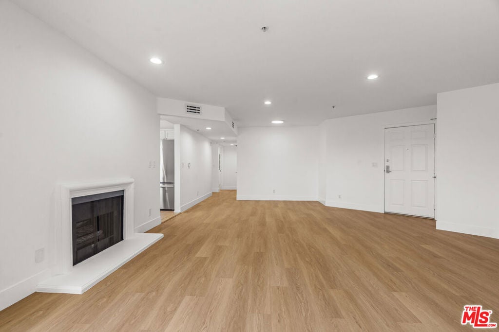 Photo of 16100 W Sunset Boulevard #104, Pacific Palisades, CA 90272 (MLS # 26996773)