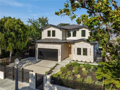 Photo of 4140 Kraft Avenue, Studio City, CA 91604 (MLS # SR26120134)