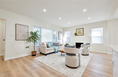 Tiny photo for 246 Doris Ave, Oxnard, CA 93030 (MLS # OC26038219)