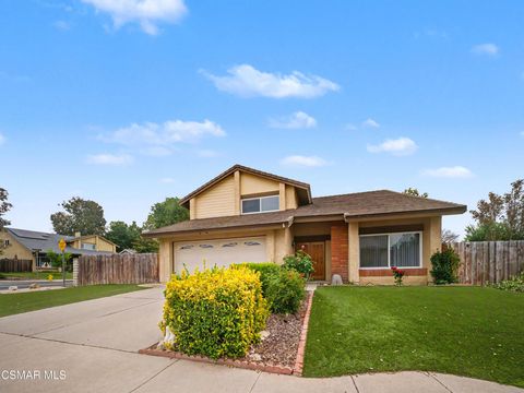 Photo of 612 Azalea Street, Thousand Oaks, CA 91360 (MLS # 226002194)