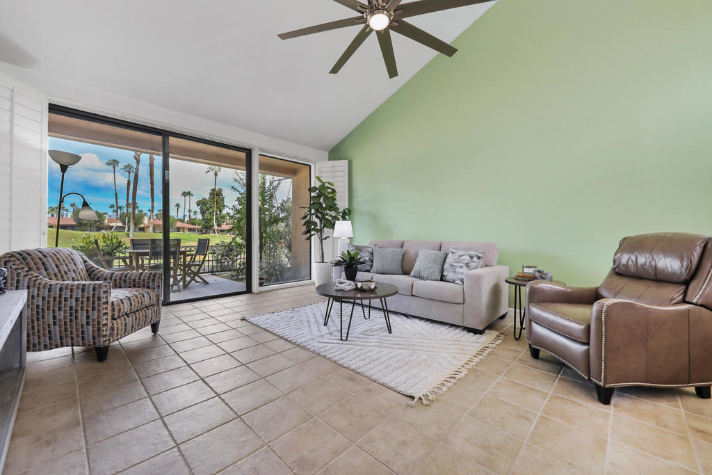 412 S Sierra Madre