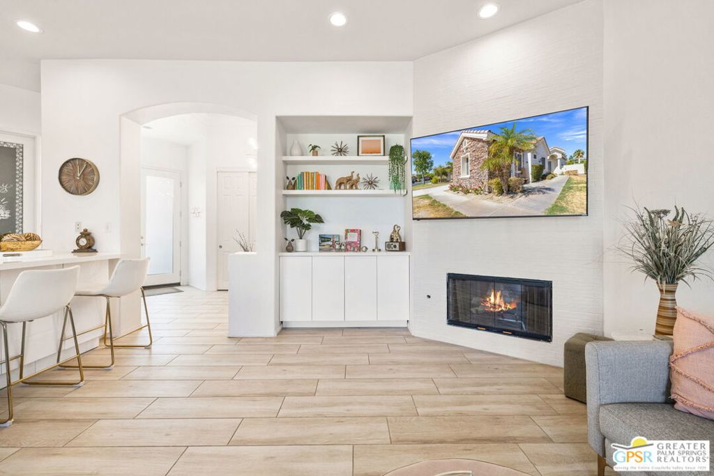 Indian Palms - Residential