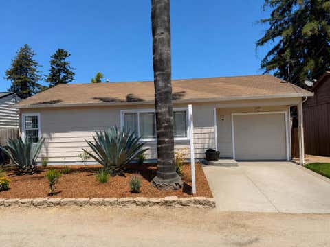 Photo of 12 Taylor Road, Watsonville, CA 95076 (MLS # ML82044672)