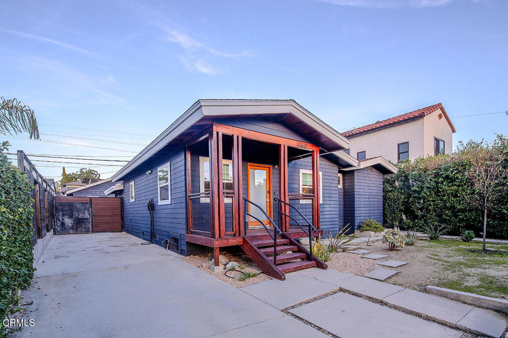 3363 Hollydale Drive