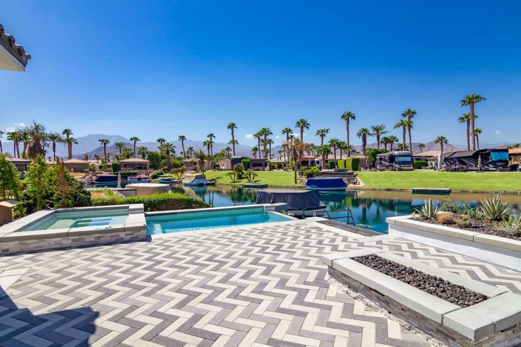 listing image 130728580488712107731