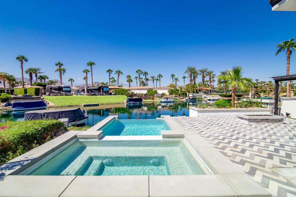 listing image 130720081279964422412