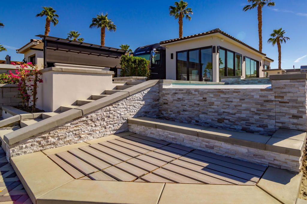 listing image 130721279457928995161