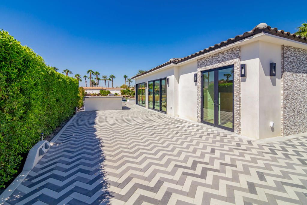 listing image 130725630283044625189