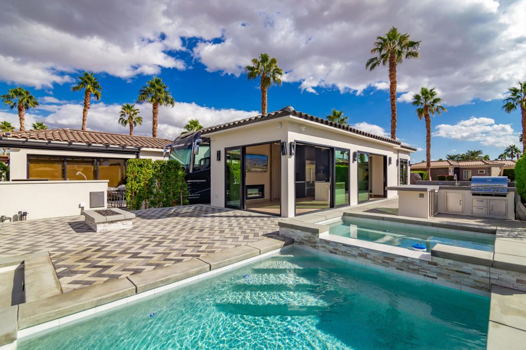 listing image 130727112541371557528