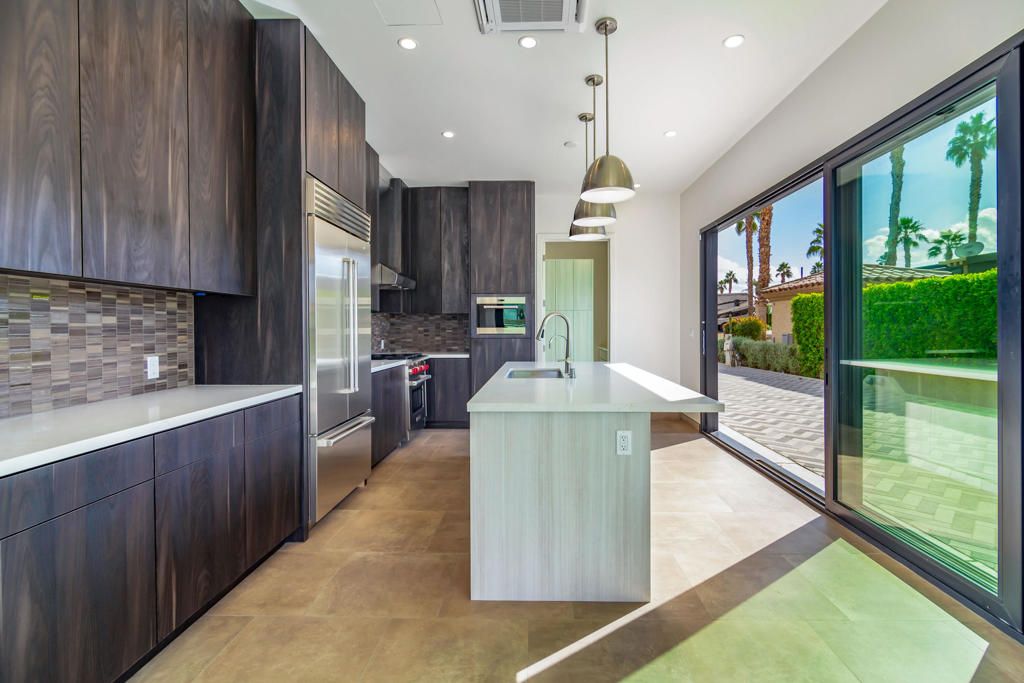 listing image 130721798918206761099