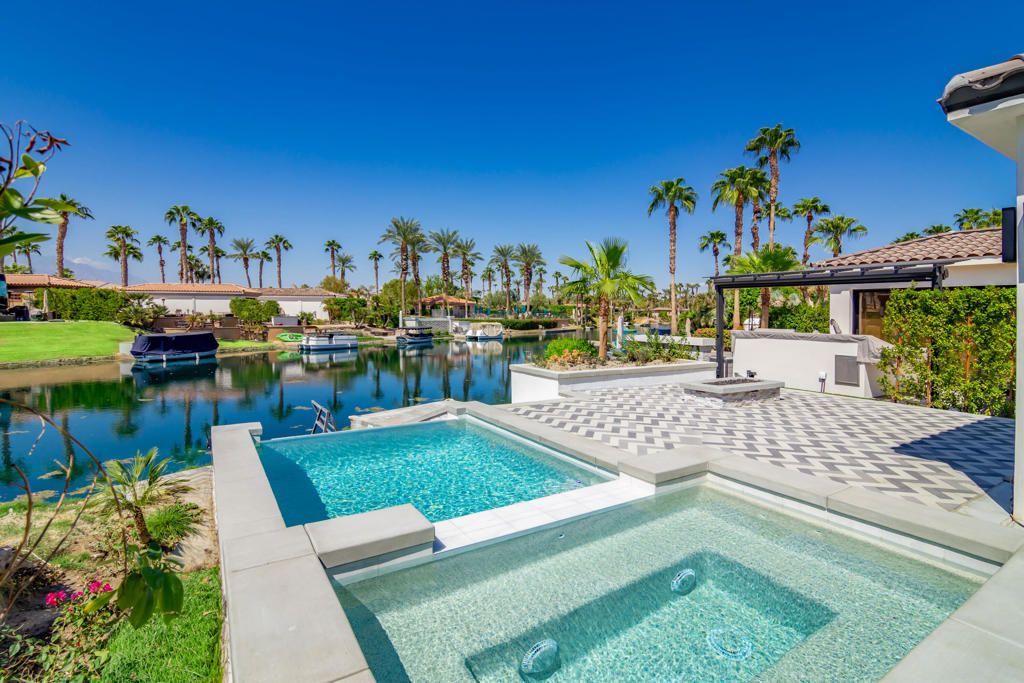 listing image 130727447532406304265
